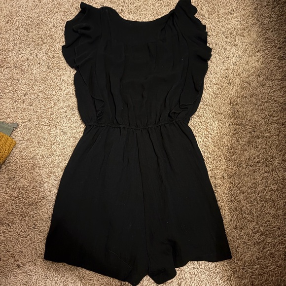 Black Ruffled Romper - Picture 4 of 4